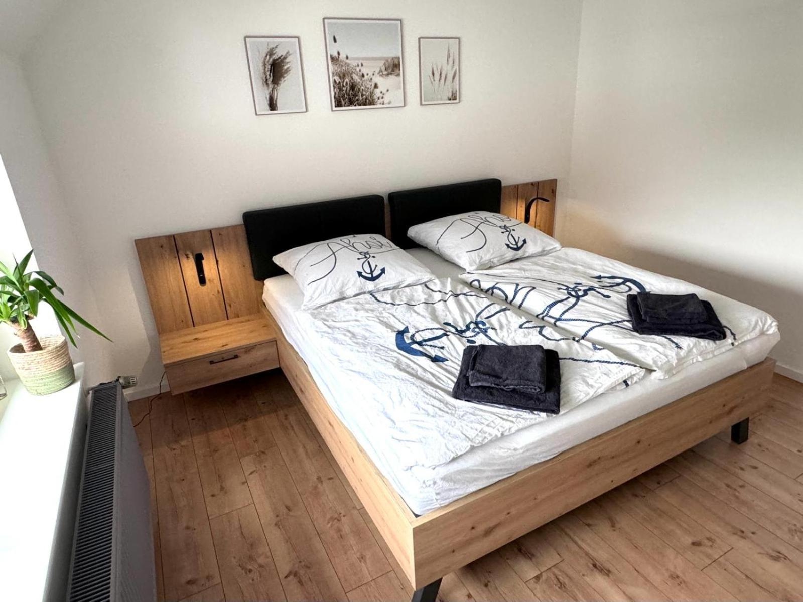Grosse Ferienwohnung In Ostseenaehe Schonberg  Exterior foto